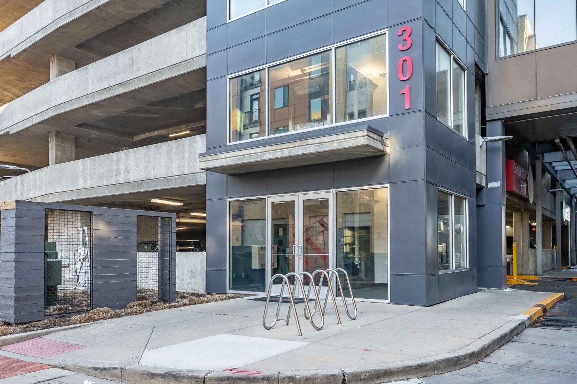 Free Parking Gym & Pool Downtown At Cityway Indianapolis Exterior foto